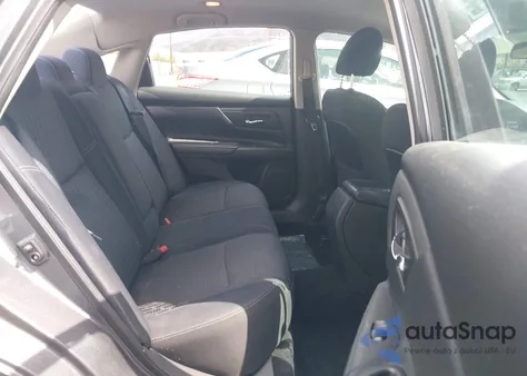 2017 Nissan Altima 2.5 S z USA, uszkodzony, nr VIN 1N4AL3AP9HN303808